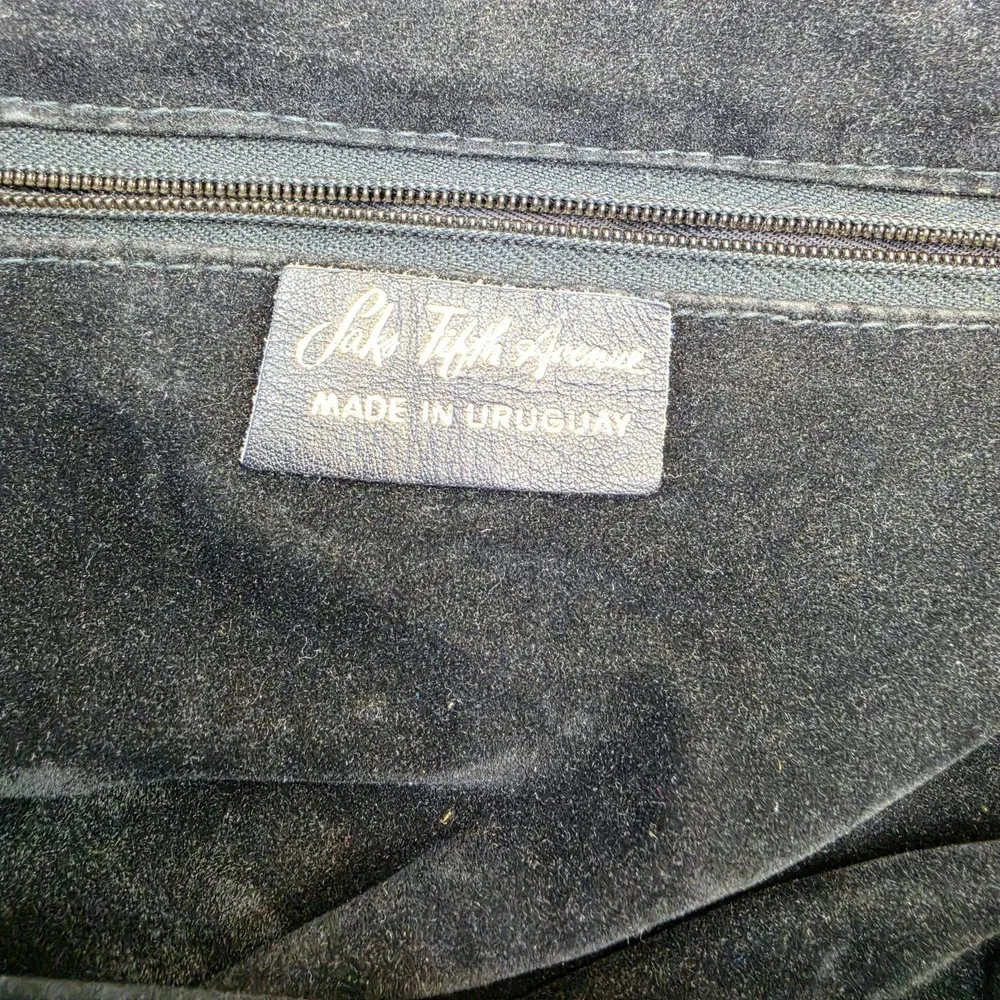 Saks Fifth Avenue Black Leather Shoulder Bag Adjustable Strap Flap Purse